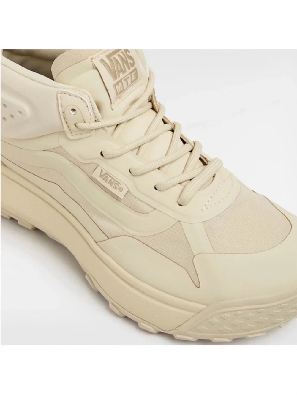 Vans MTE Crosspath Mid Shoes Women 8.5 US Mens 7.0 US